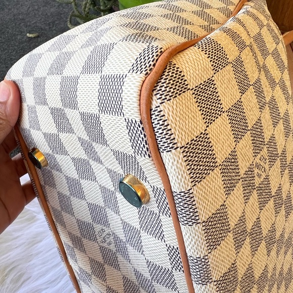 🔥🔥Louis Vuitton Figheri Handbag Damier Azur PM🔥🔥 - Picture 14 of 16